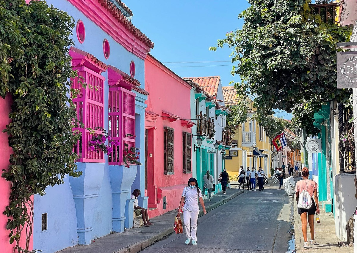 The colorful colonial streets of Cartagena, Colombia