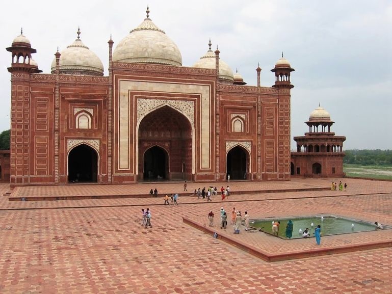 Agra travel destination