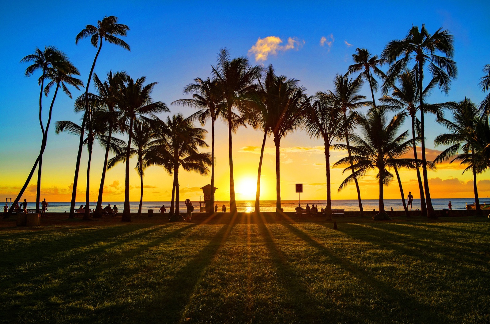 Waikiki Beach at sunset with Diamond Head in the background, Oahu, Hawaii