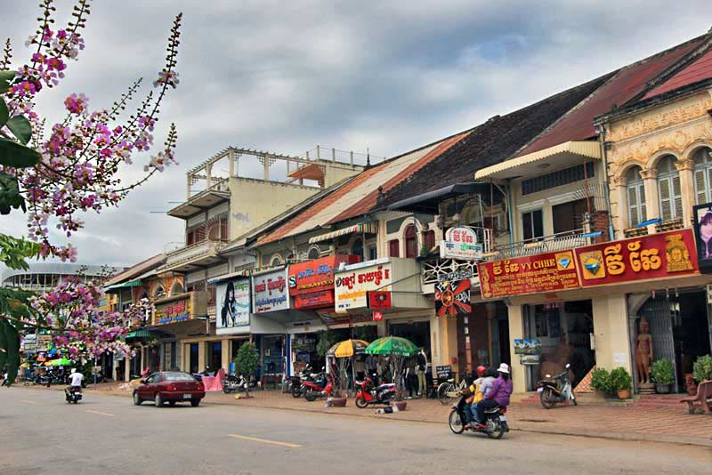 Battambang colonial street and local market — excellent Khmer street food