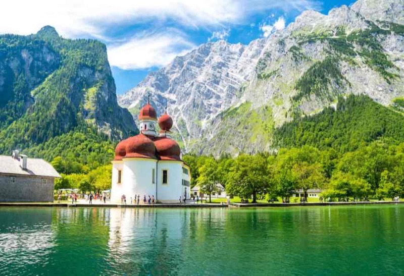Historic castles and vibrant cities of Germany