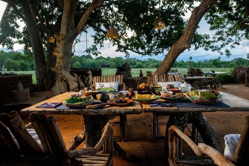 Sri Lanka — ️ Getting There &amp; Flights