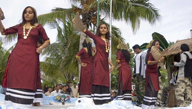 Maldives — ️ Culture and History