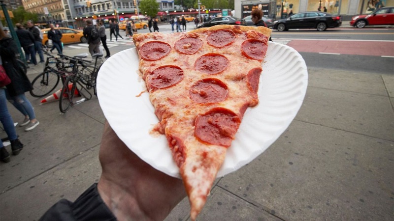 New York City pizza — iconic dollar slice culture in Manhattan