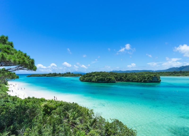 Okinawa's turquoise water and coral reef — Japan's subtropical island paradise