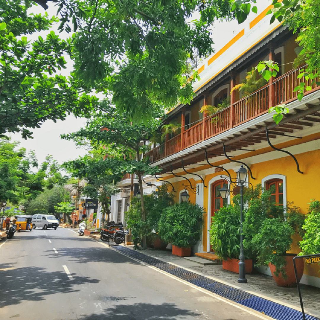 Pondicherry French Quarter — colourful colonial villas along White Town's iconic streets