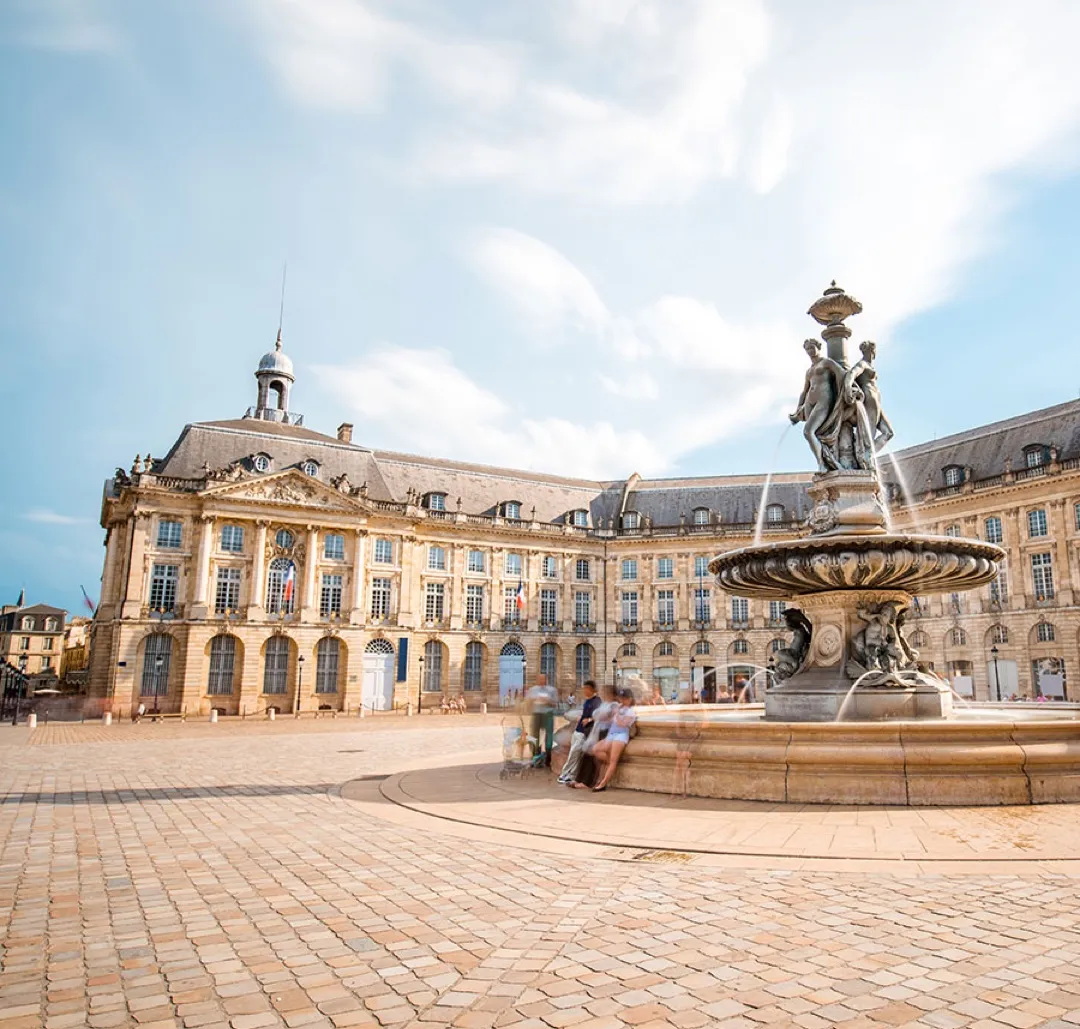 Vineyard estates and elegant architecture of Bordeaux