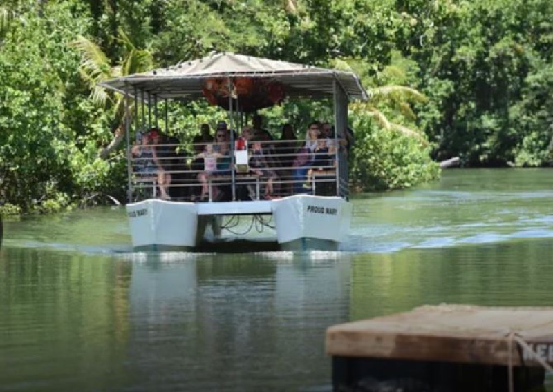 Valley of the Latte River Adventure, Guam