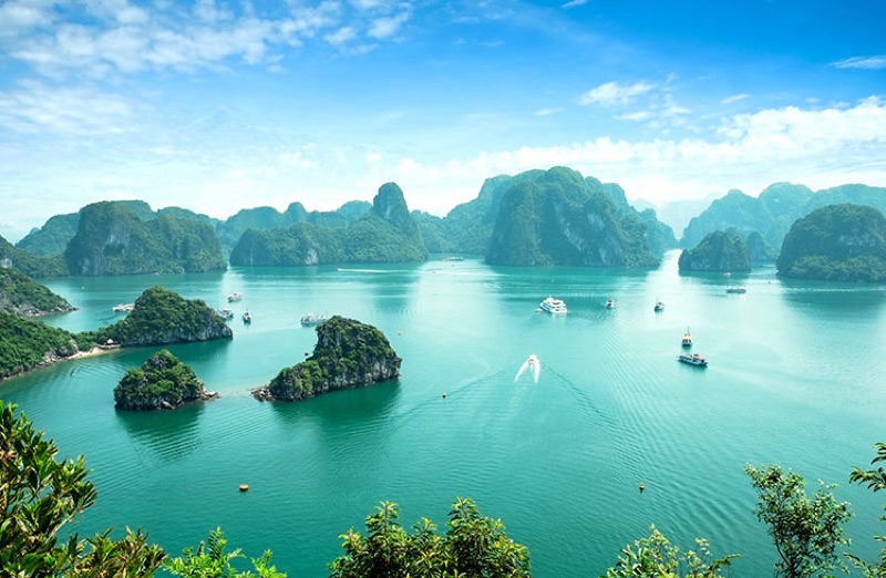 Ha Long Bay — Full Day on the Water, Vietnam