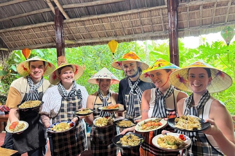 Hoi An — Cooking Class & Tailors, Vietnam