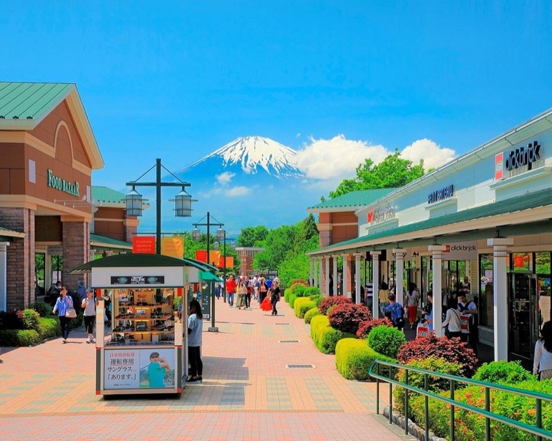 Gotemba Premium Outlets — Shop with Fuji as Your Backdrop, Tokyo, Japan