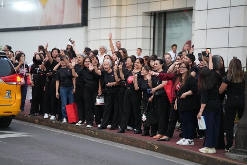 Farewell Night Market & Beach Bliss, Guam