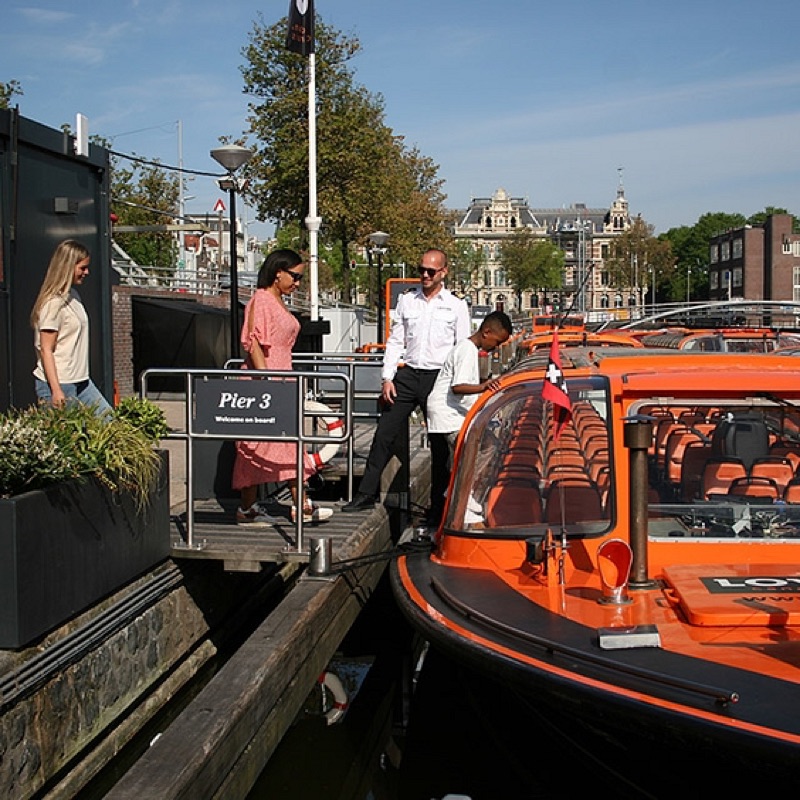 Market Morning, Van Gogh & Canal Life, Amsterdam, Netherlands