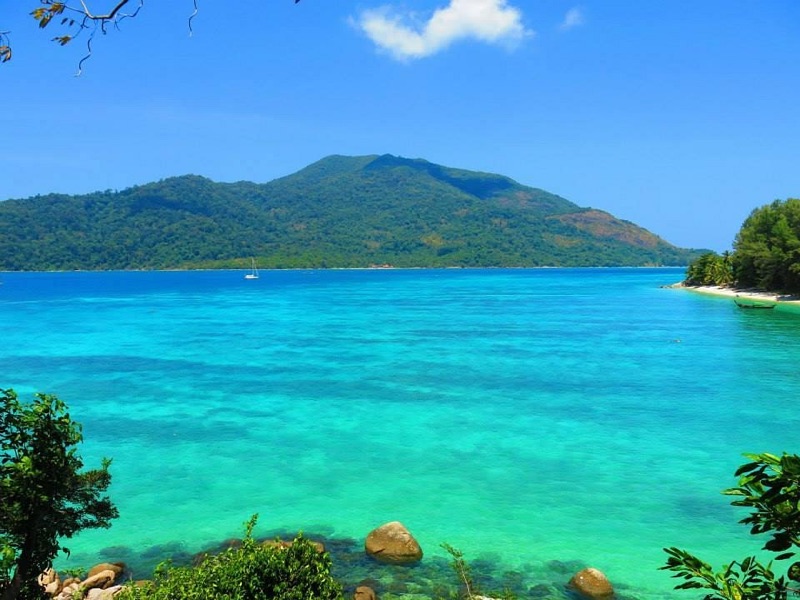 Koh Lipe Proper, Sunrise, Snorkeling, and a Barefoot Evening, Phuket, Khao Sok, Koh Lanta & Koh Lipe, Thailand