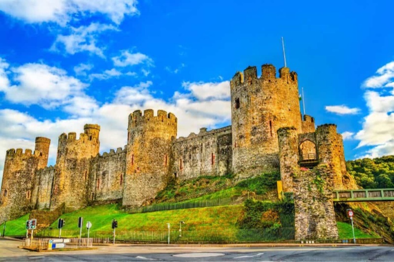 Castles, Walls & Quayside Life, Conwy, Wales, UK