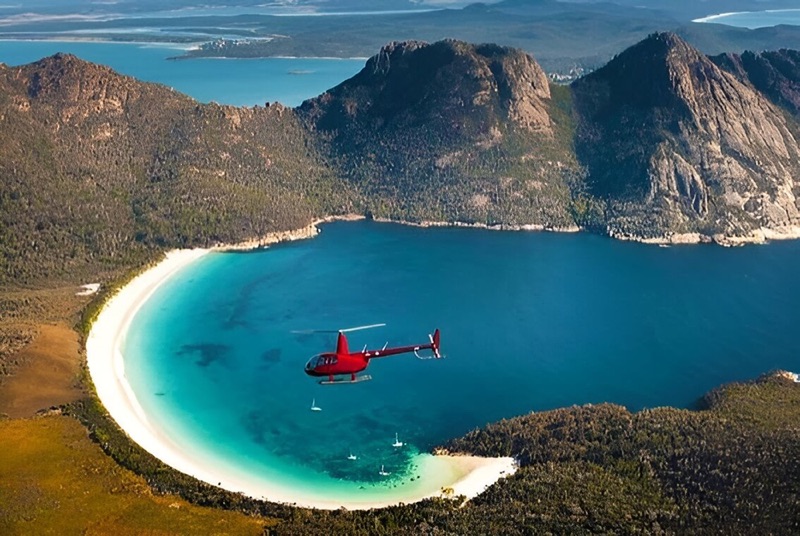 Freycinet — Wineglass Bay & Pink Granite, Australia & New Zealand