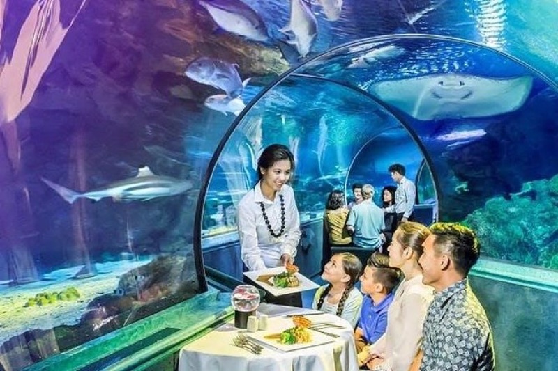 UnderWater World & War in the Pacific Park, Tamuning, Guam