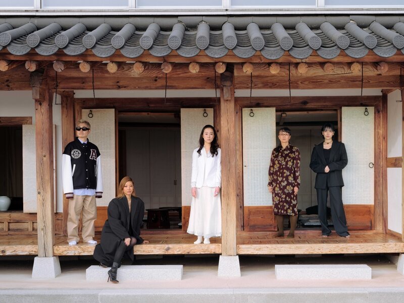 Descend & Arrive Home, Japan