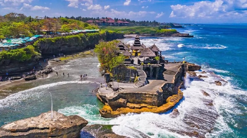 Tanah Lot Temple & Rice Terrace Walk, Bali, Indonesia
