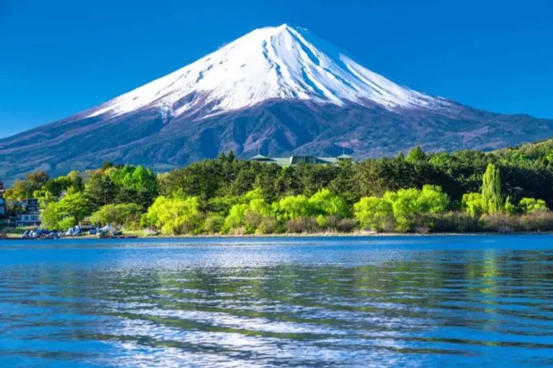 Fuji-San: The Sacred Mountain, Tokyo · Osaka · Kyoto