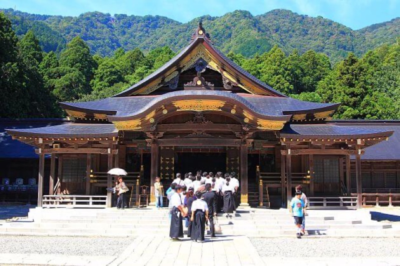 Sacred Mountain, Shrine & Onsen Bliss, Niigata, Japan