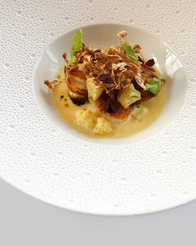 SEVEN Bar & Restaurant at The Ritz-Carlton, Almaty