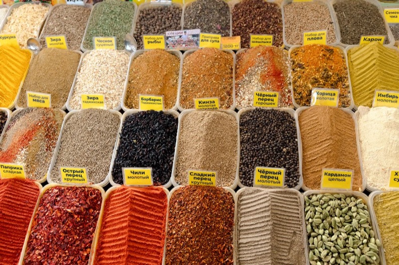 Zelyony Bazaar (Green Bazaar) Food Stalls