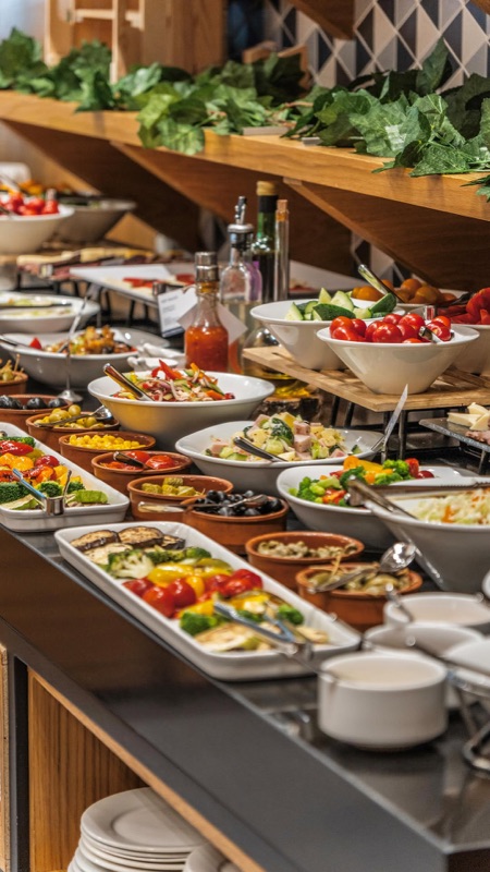 SIX Panoramic Bar & Restaurant (Novotel Living Almaty Jetisu)