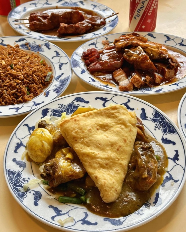 Nieuw Albina Surinamese food in De Pijp, Amsterdam