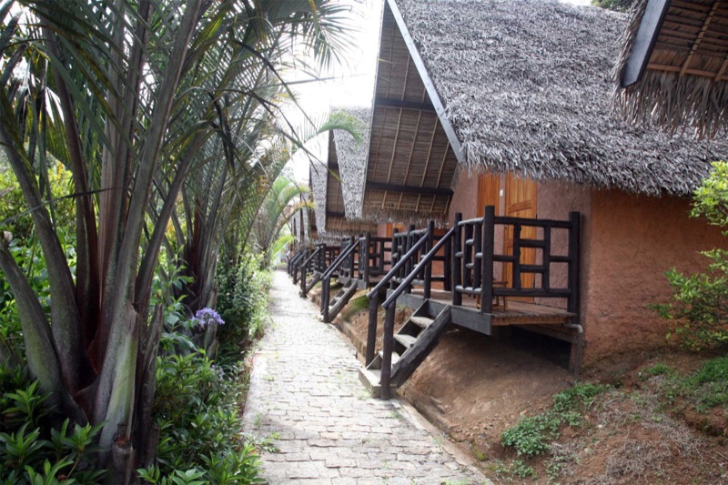 Hôtel Feon'ny Ala in Andasibe village center