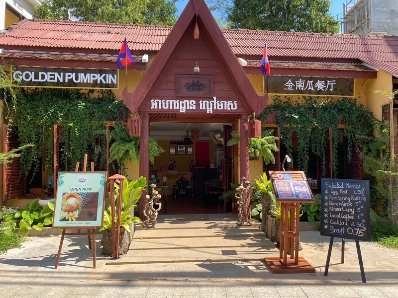 Golden Pumpkin Restaurant Siem Reap — cheap authentic Khmer food
