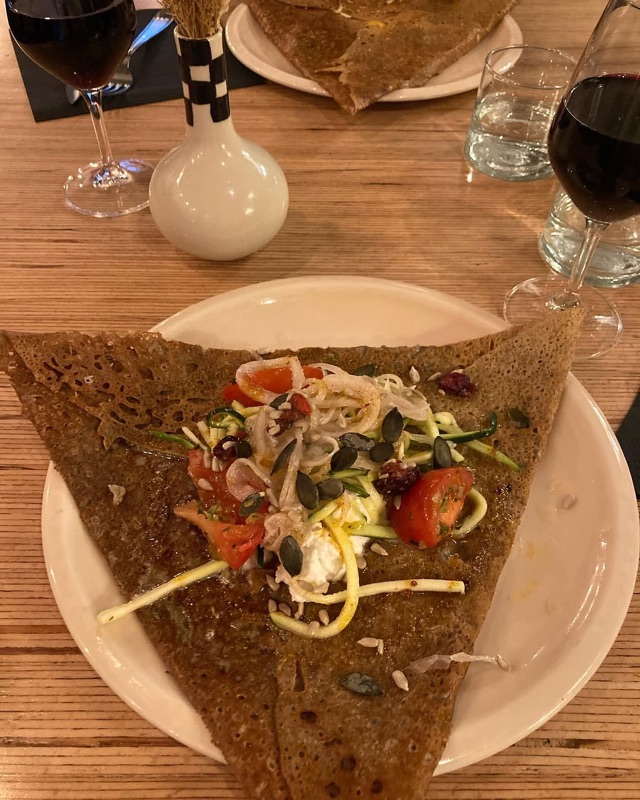 Tinsel by Kaffeenini