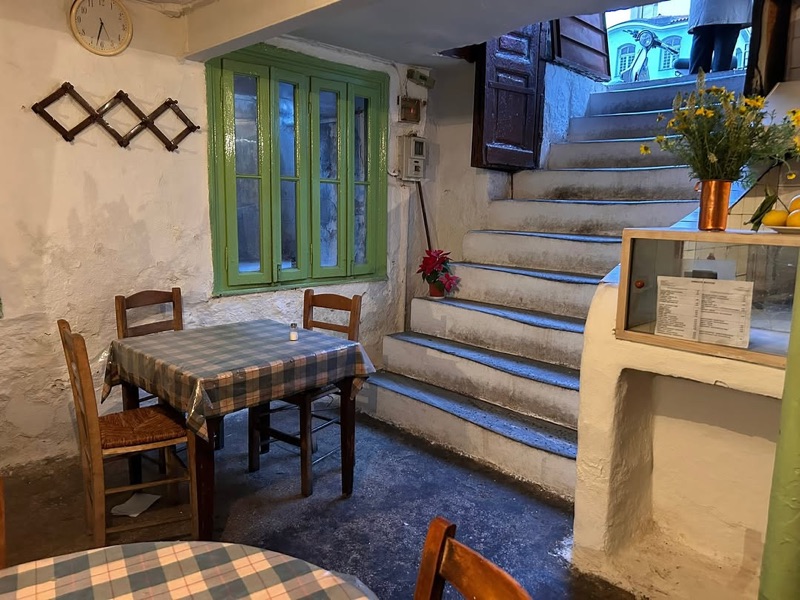 Diporto hidden basement taverna in Central Market, Athens