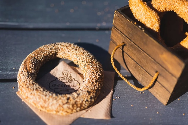 Koulourades sesame koulouri in Athens