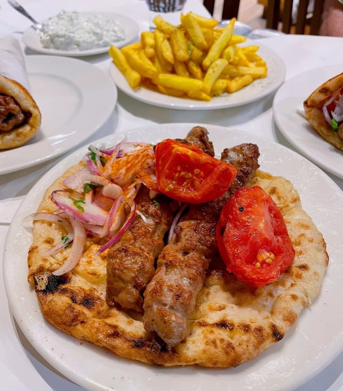O Thanasis kebab in Monastiraki, Athens