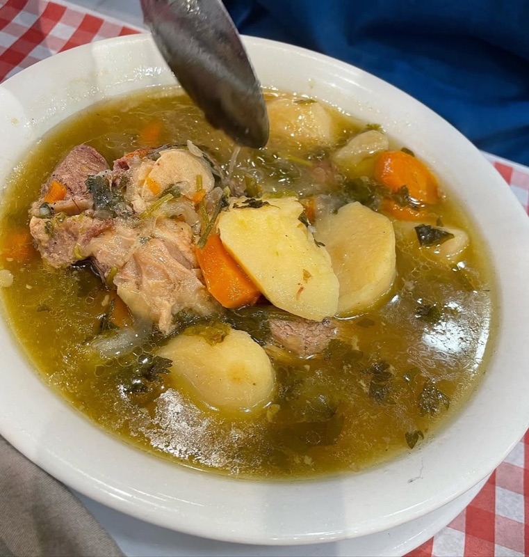 Oinomageireio H Epirus