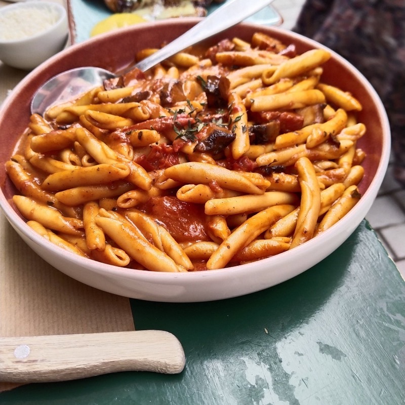 Mavros Gatos in Mets — Tucked away in the charming Mets neighborhood, Mavros Gatos (Black Cat) is a bel