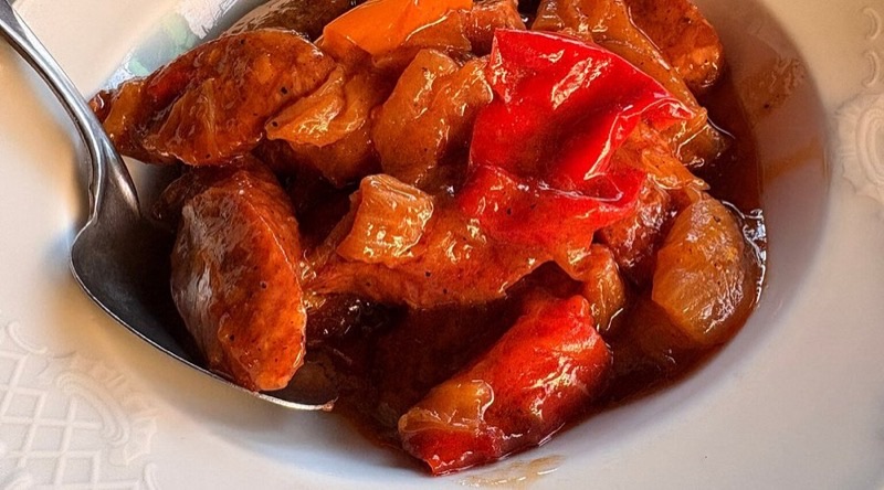 Scholarchio traditional taverna in Plaka Athens alleyway