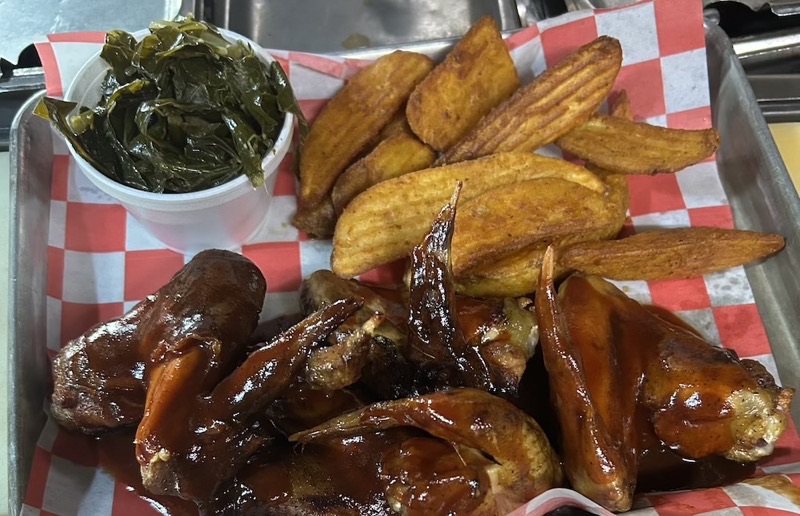Daddy D'z BBQ Joynt in Mechanicsville — A true Atlanta gem, Daddy D'z offers an authentic, no-frills BBQ experience with