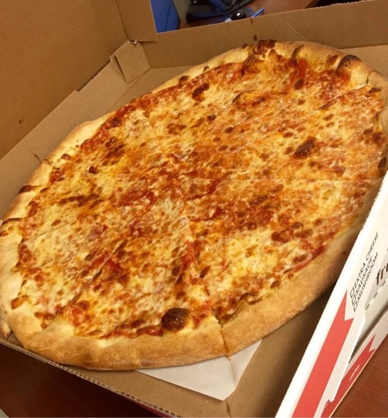 DaVinci's Pizzeria in Midtown — DaVinci's Pizzeria is a well-loved local spot offering traditional New York-styl