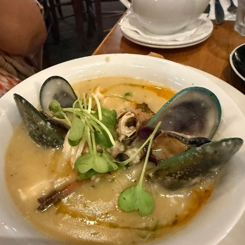 Swashbucklers Restaurant & Bar in Westhaven Marina