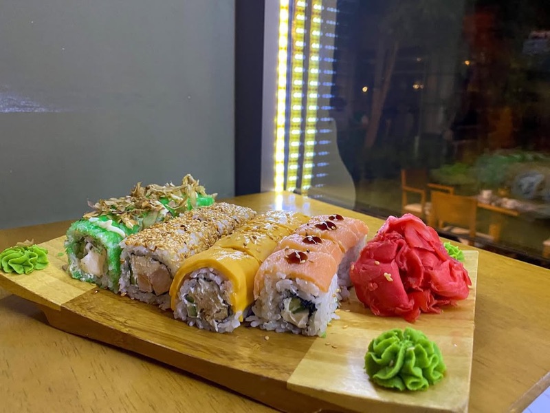 Ali & Nino (Sahil Branch)