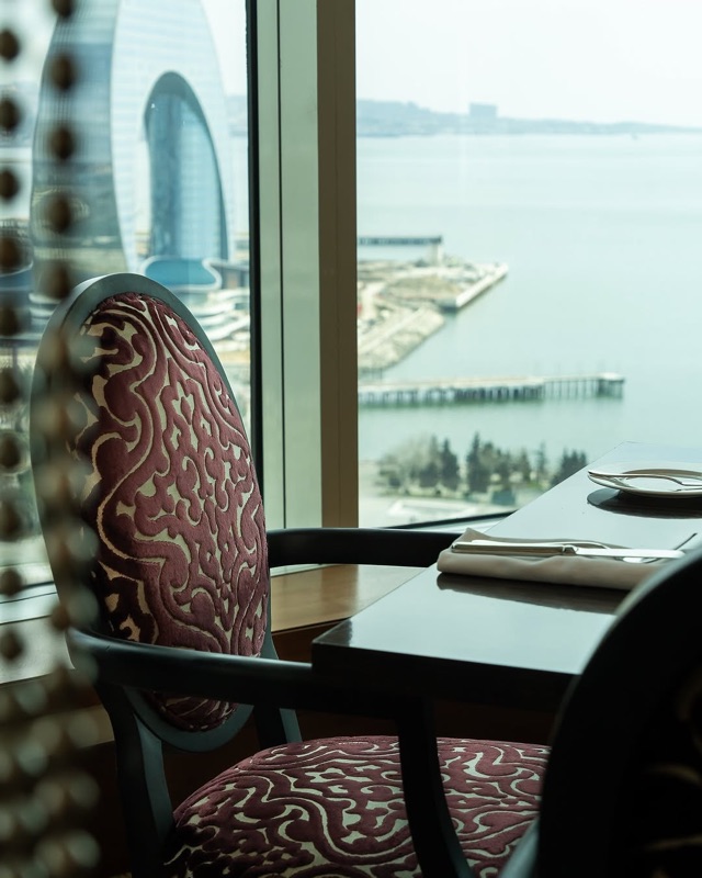Sky Grill Bar & Restaurant (Hilton Baku)