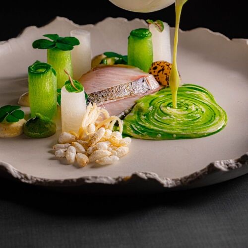 Le Du in Silom — Le Du, a Michelin-starred restaurant led by Chef Thitid 'Ton' Tassanakajohn, inn