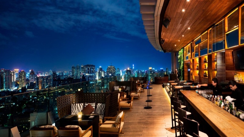 Palate Rooftop Bar in Central Bangkok
