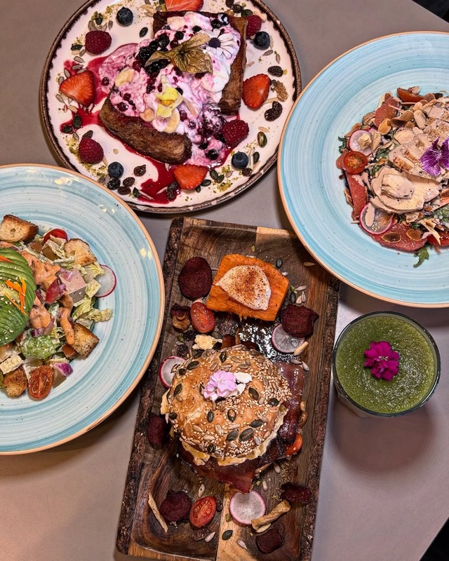 Colibri Brunch in Barceloneta, Barcelona