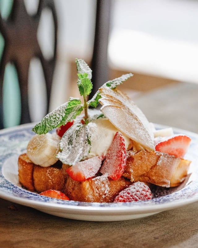 Ugot Bruncherie French toast in Eixample, Barcelona