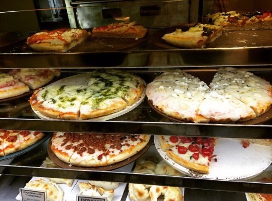 Pizza del Born in El Born — Pizza del Born is your go-to spot for quick, delicious Roman-style pizza by the 