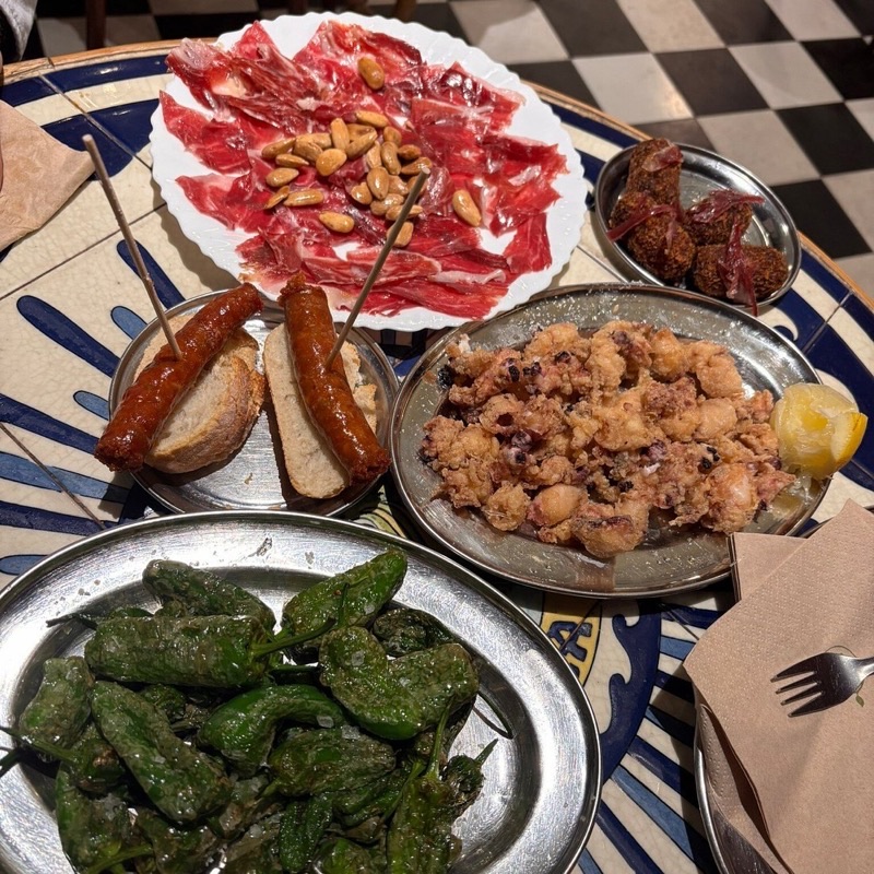 Bar Jai-Ca in Barceloneta — A bustling, iconic tapas bar in Barceloneta, Bar Jai-Ca is famous for its lively