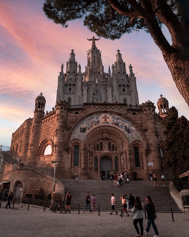 Mount Tibidabo (Sagrat Cor Temple)
